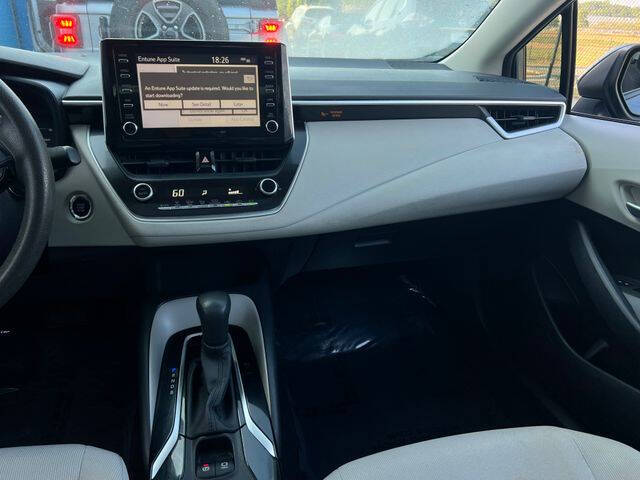 2020 Toyota Corolla LE