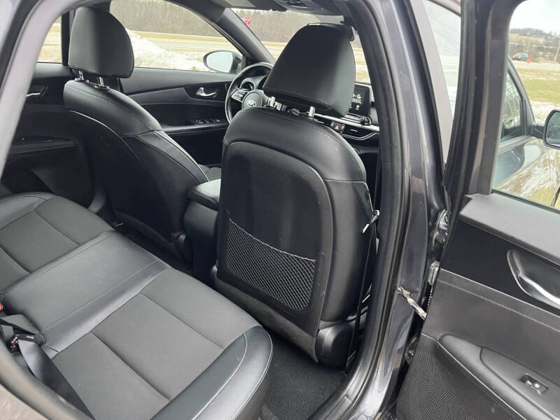 2021 Kia Forte GT Line