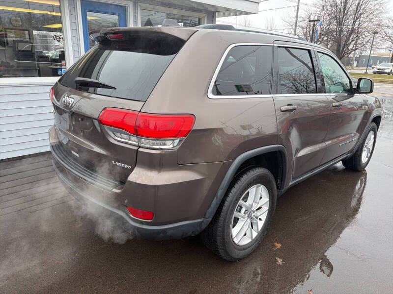 2017 Jeep Grand Cherokee Laredo