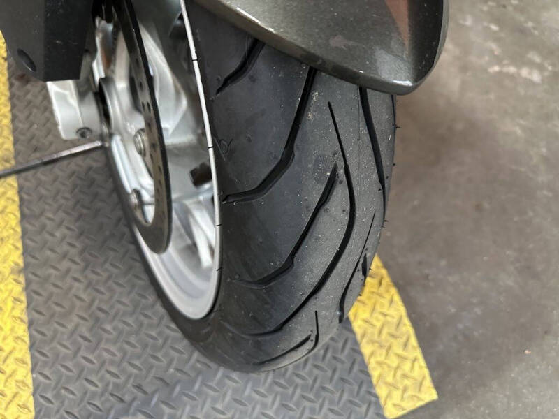 2020 BMW R 1250 RT Manhattan Metallic