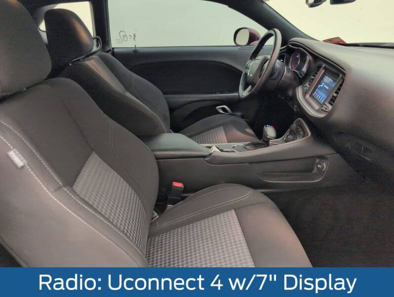 2022 Dodge Challenger SXT