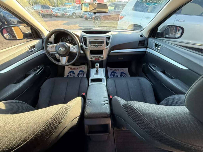 2011 Subaru Legacy 2.5i