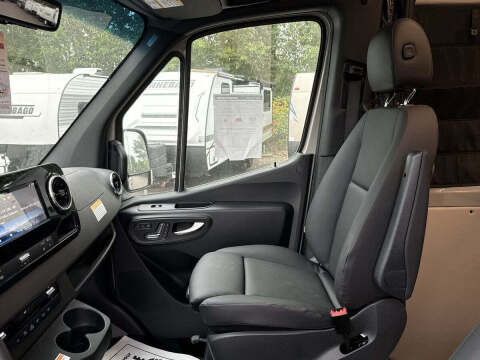 2025 Mercedes-Benz Sprinter