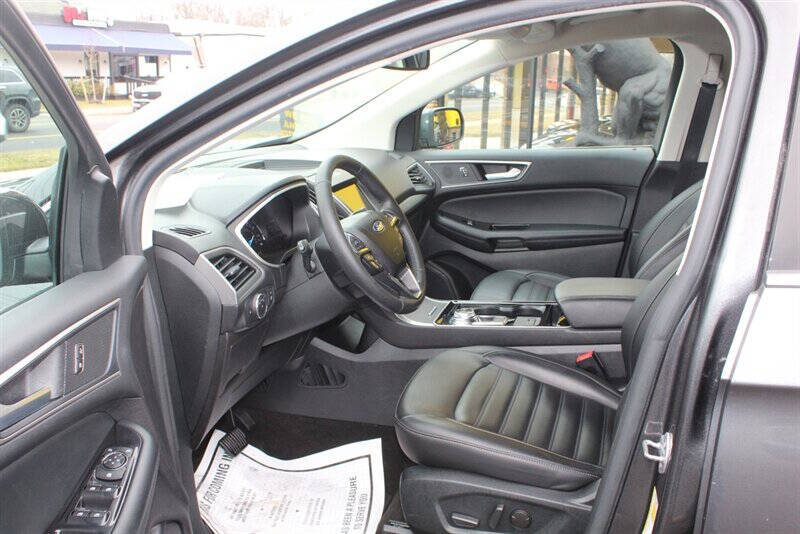 2020 Ford Edge SEL