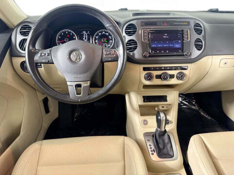 2017 Volkswagen Tiguan 2.0T Limited S 4Motion