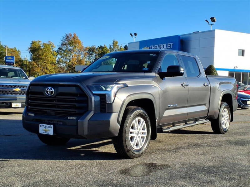 2024 Toyota Tundra SR5
