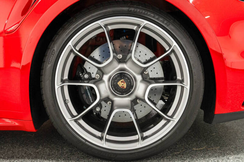 2024 Porsche 911 Turbo S