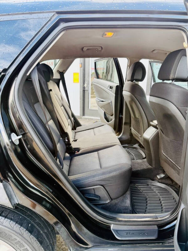 2017 Hyundai Tucson SE