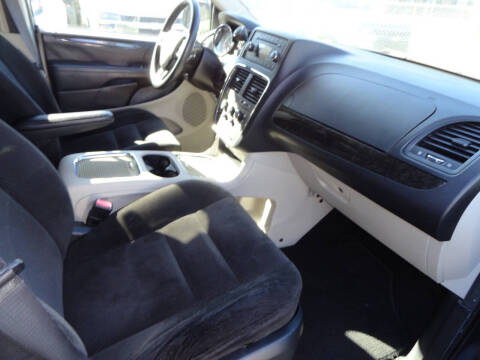 2016 Dodge Grand Caravan SXT Plus