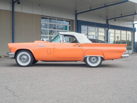 1957 Ford Thunderbird