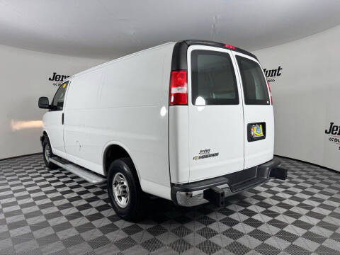 2024 Chevrolet Express 2500
