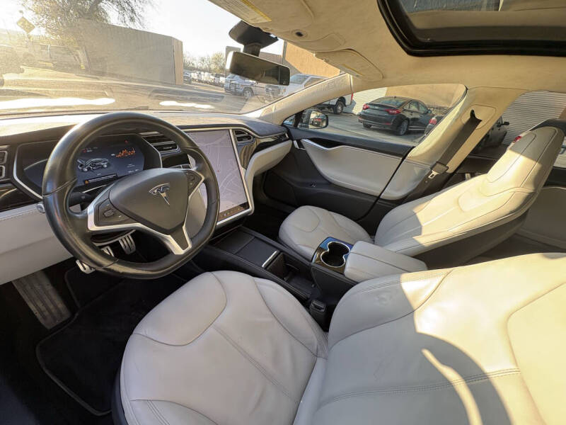 2014 Tesla Model S P85