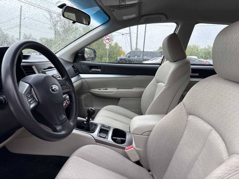 2012 Subaru Outback 2.5i