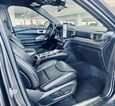 2020 Ford Explorer Platinum