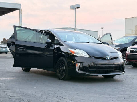 2015 Toyota Prius Two