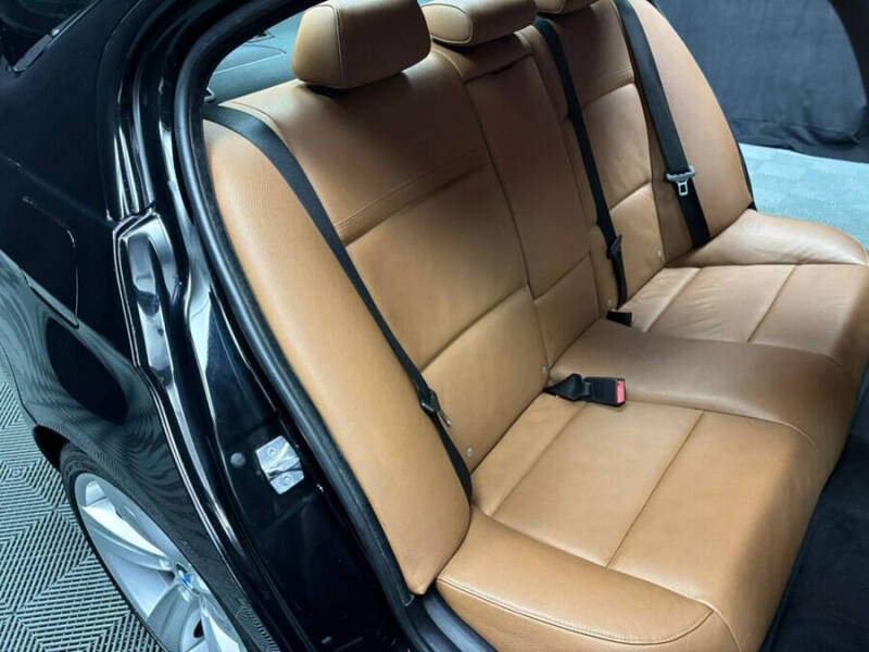 2010 BMW 3 Series 335i