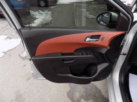 2014 Chevrolet Sonic LT Auto