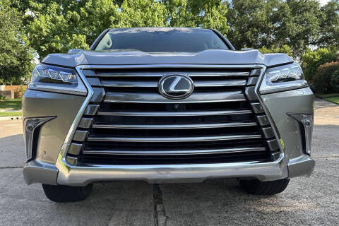 2019 Lexus LX 570 Three-Row
