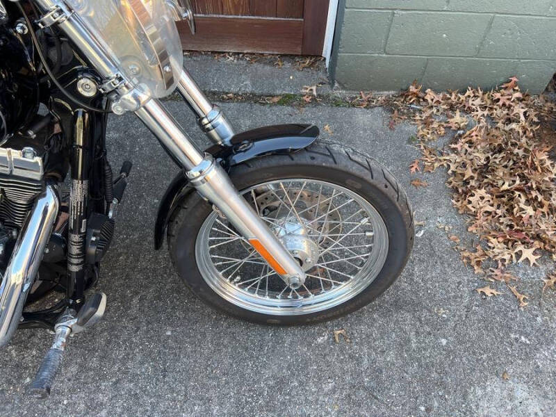 2011 Harley-Davidson dYNA sUPER GLIDE