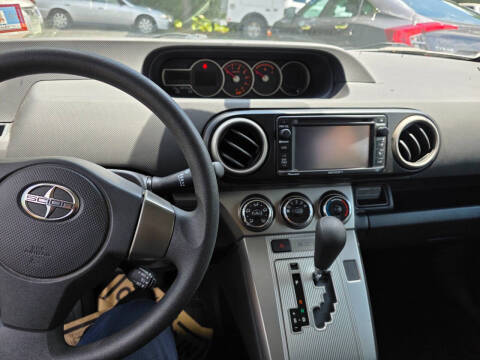 2014 Scion xB