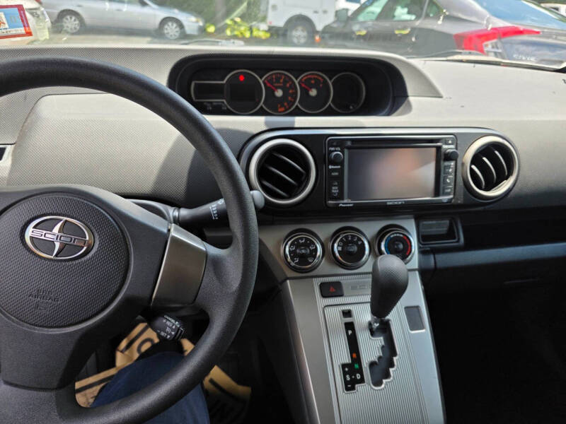 2014 Scion xB