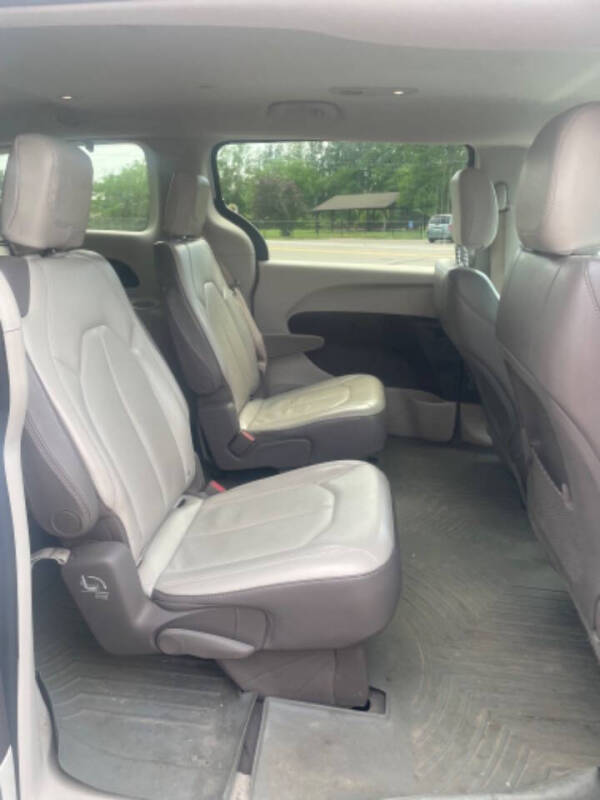 2017 Chrysler Pacifica Touring Plus