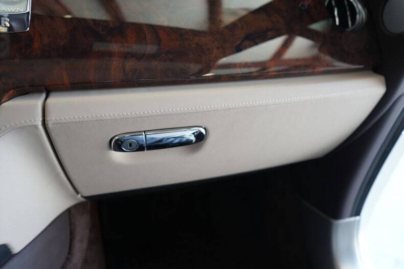 2017 Rolls-Royce Dawn