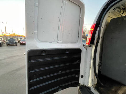 2016 Chevrolet Express 2500