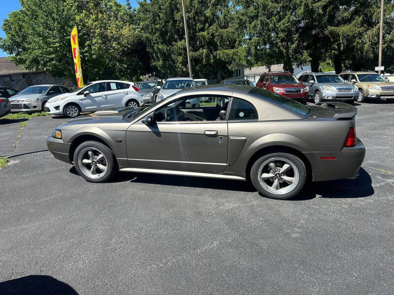 2002 Ford Mustang GT Deluxe