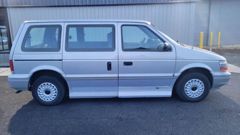 1994 Plymouth Voyager