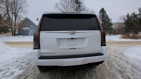 2019 Cadillac Escalade ESV Platinum