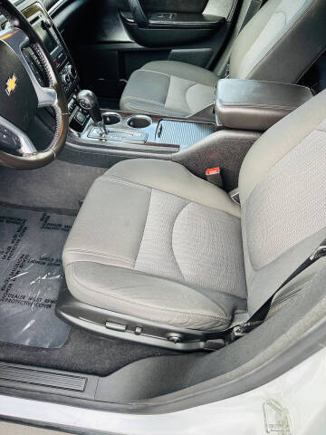 2017 Chevrolet Traverse LT