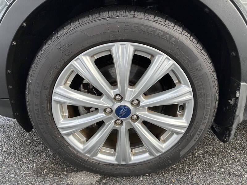 2019 Ford Escape SEL