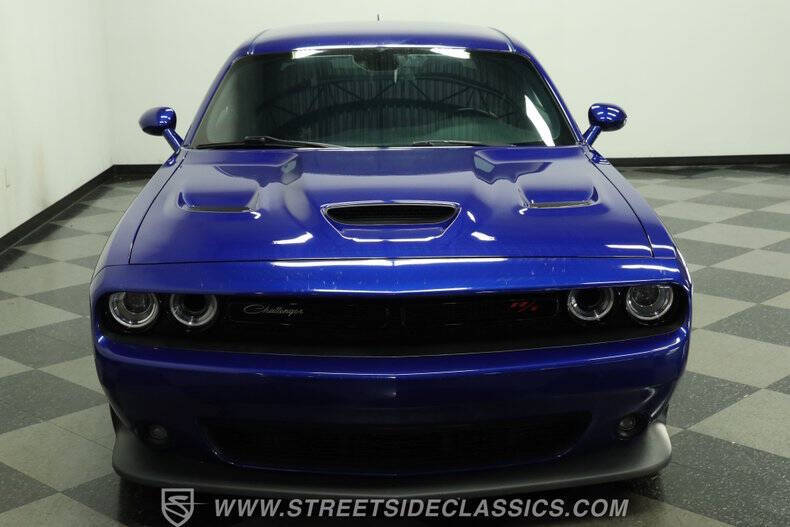 2022 Dodge Challenger
