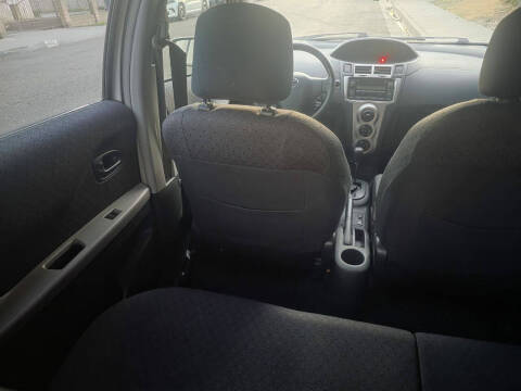 2011 Toyota Yaris
