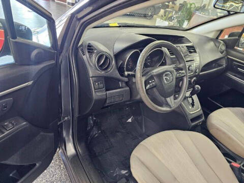 2015 Mazda MAZDA5 Sport