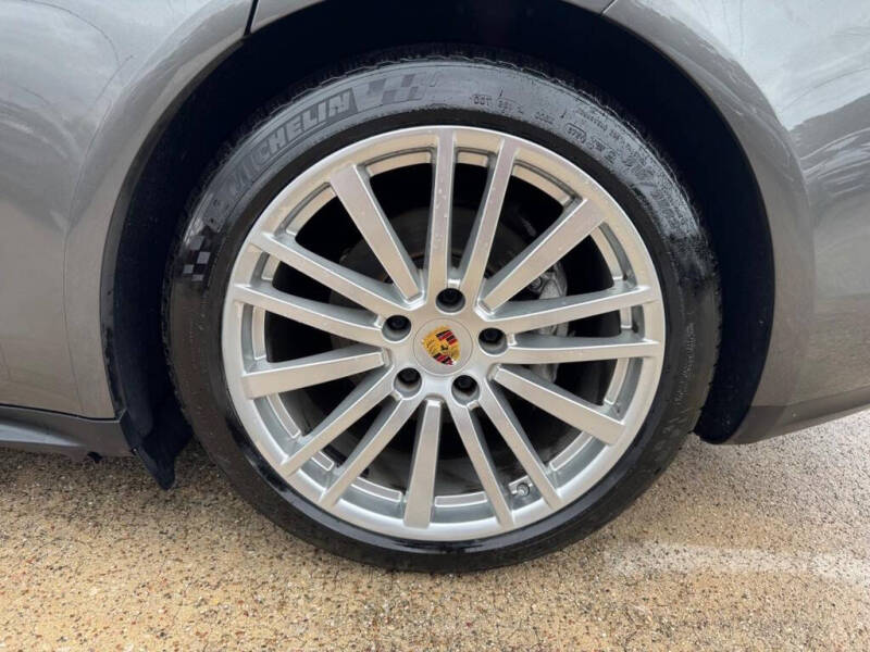 2018 Porsche Panamera