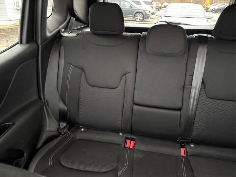 2022 Jeep Renegade Altitude