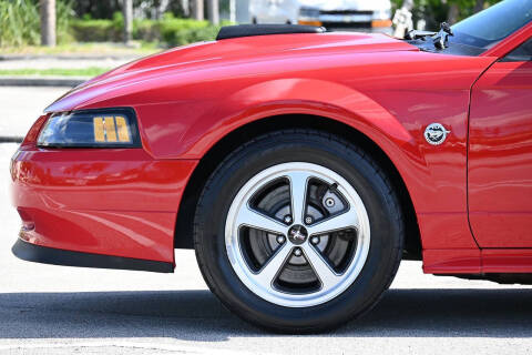 2004 Ford Mustang Mach 1 Premium