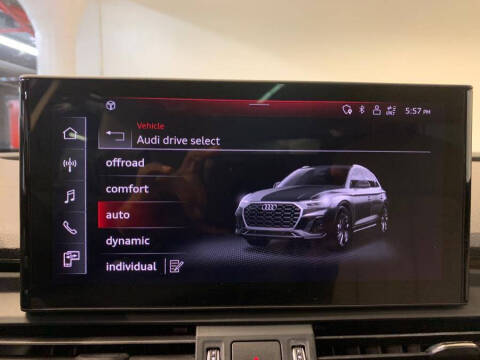 2023 Audi Q5 quattro Premium 40 TFSI