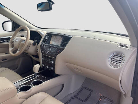 2015 Nissan Pathfinder Platinum