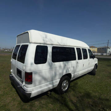 2013 Ford E-Series E-250