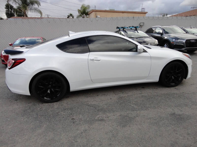 2016 Hyundai Genesis Coupe 3.8