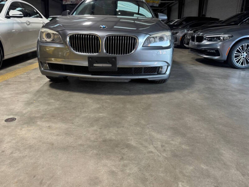 2011 BMW 7 Series 740i