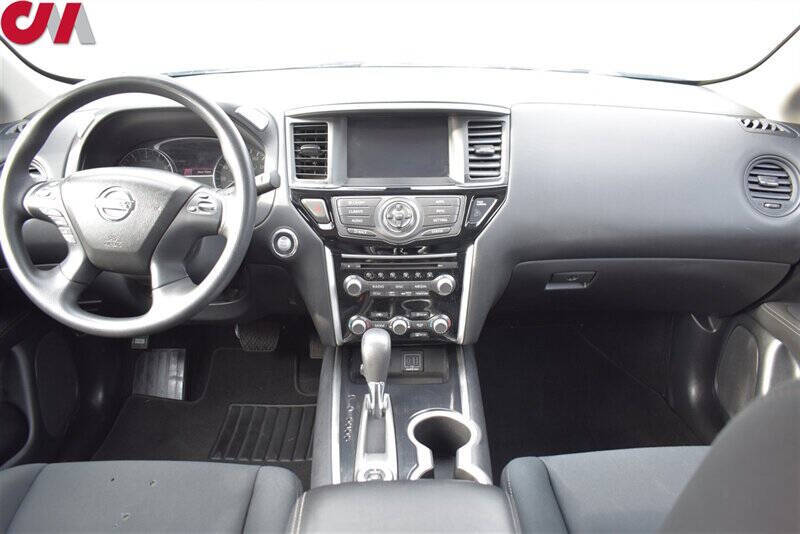 2019 Nissan Pathfinder S