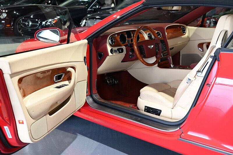 2007 Bentley Continental 29