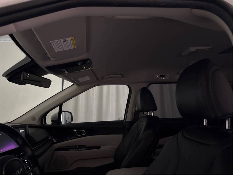 2022 Kia Carnival EX