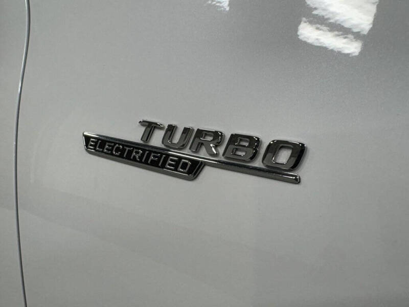 2024 Mercedes-Benz C-Class AMG C 43