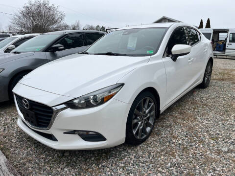 2018 Mazda MAZDA3 Touring