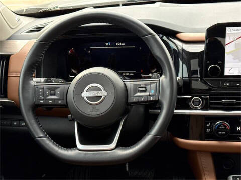 2022 Nissan Pathfinder Platinum